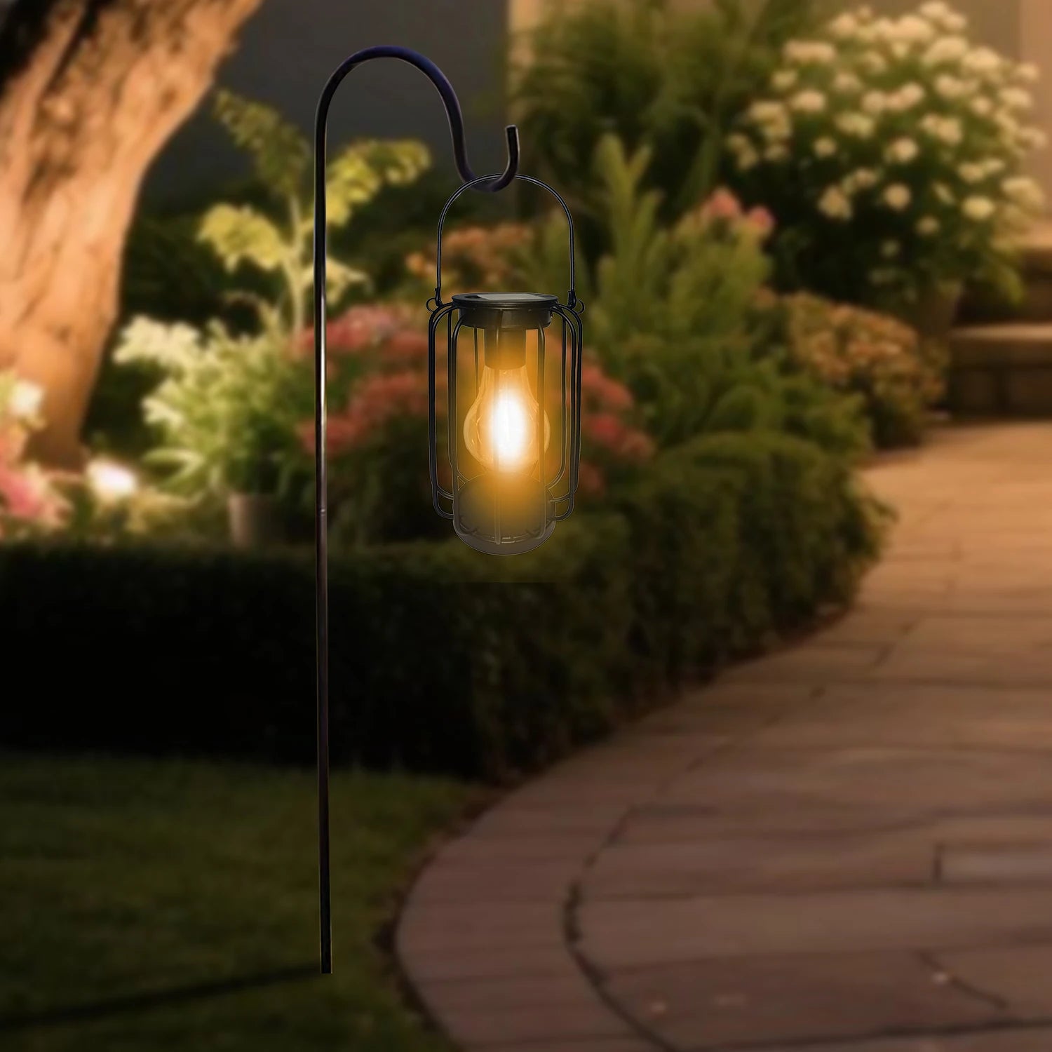 Solar-powered lantern light